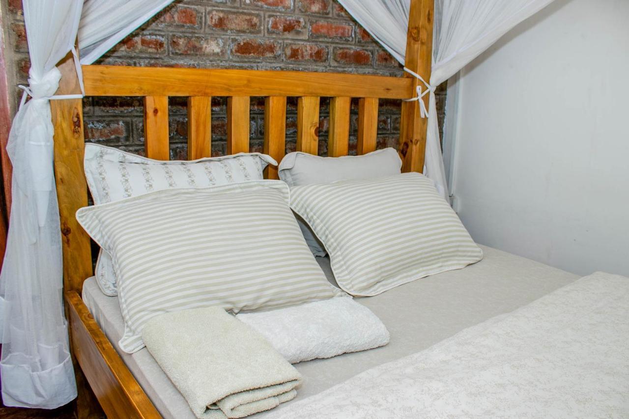 Blue Elephant Villas อารูชา ภายนอก รูปภาพ