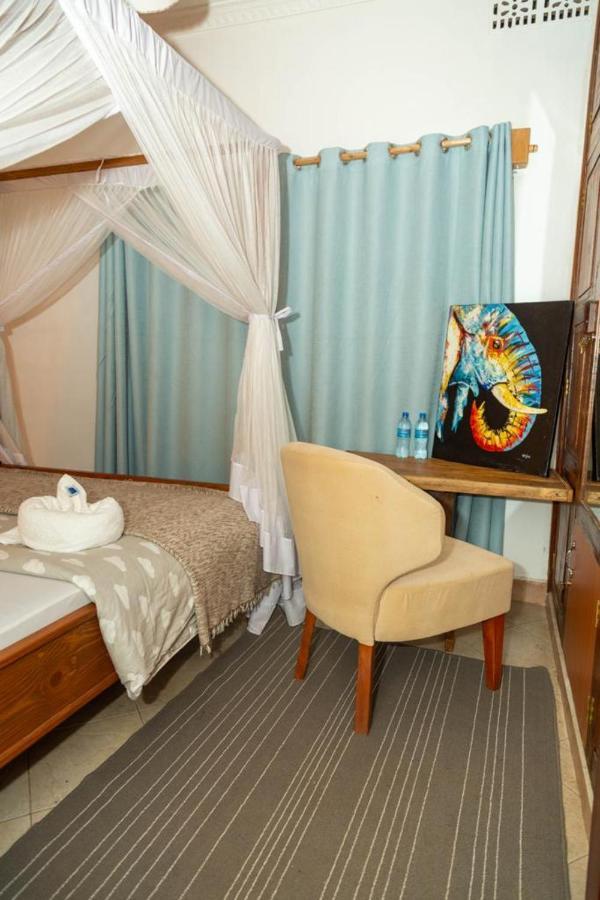 Blue Elephant Villas อารูชา ภายนอก รูปภาพ