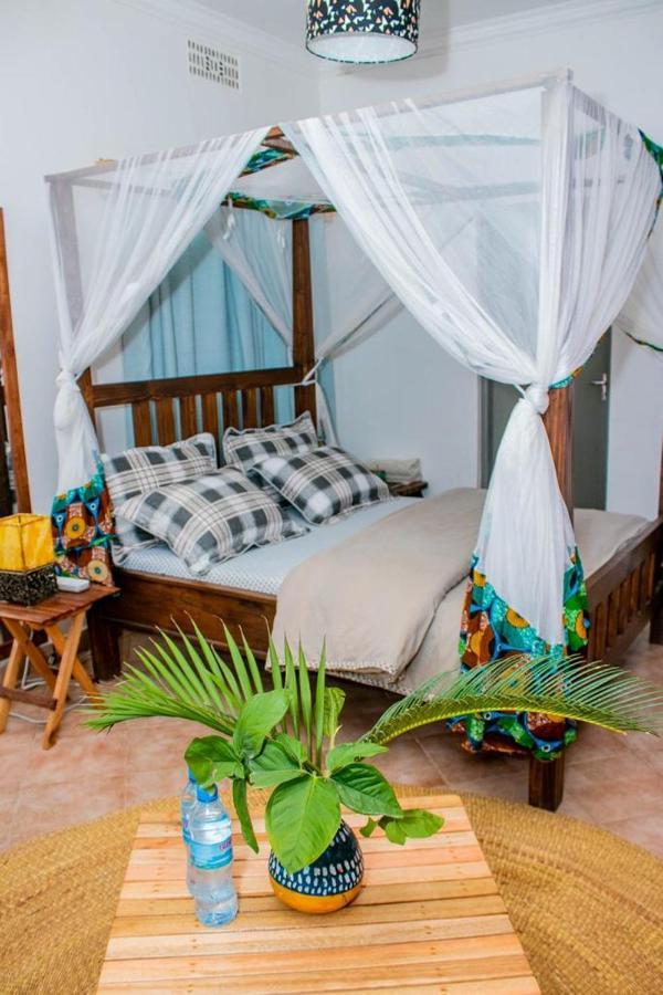 Blue Elephant Villas อารูชา ภายนอก รูปภาพ